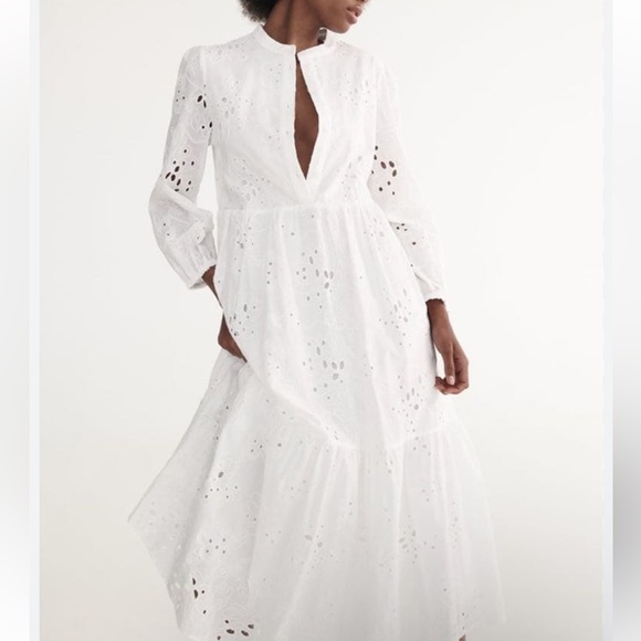 Zara Elegant White Eyelet Resort Dress - Picture 2 of 11